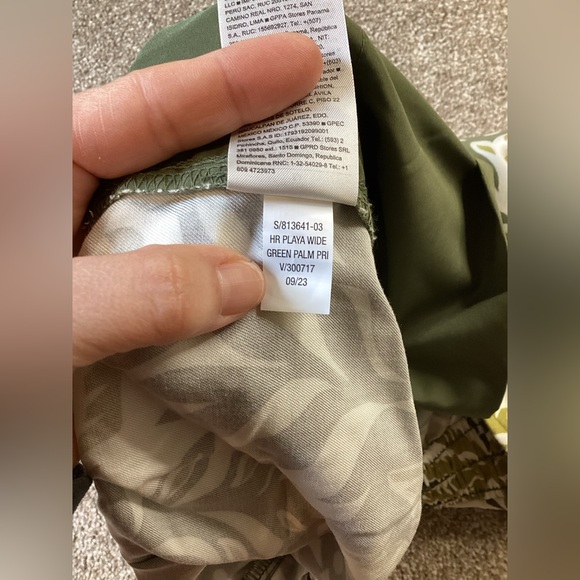 🆕 Old Navy Playa Wide-Leg Tropical Print Pants - Picture 7 of 9